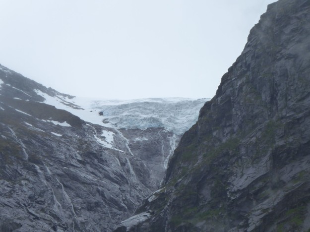 Melkevoll Bretun - (melkevoll glacier)